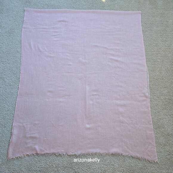 NWOT Ovcio Featherlight Cashmere Scarf - Picture 9 of 14